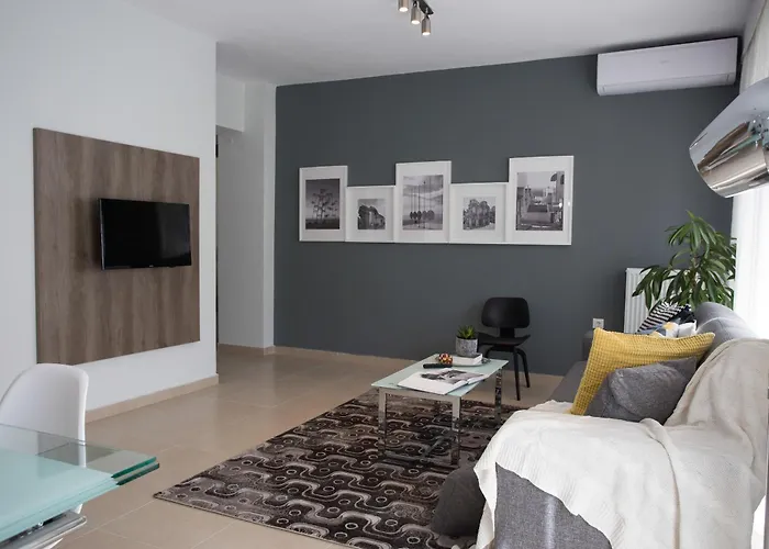 Polis Apartament Salonic