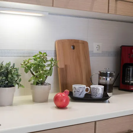 Polis Apartment *