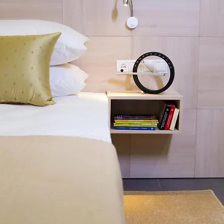 Apartment Polis