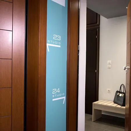 Апартамент Polis *
