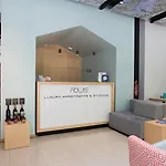 Polis Apartment