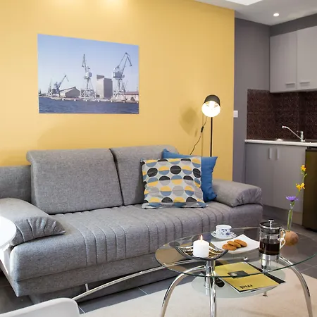 Polis Apartman Szaloniki